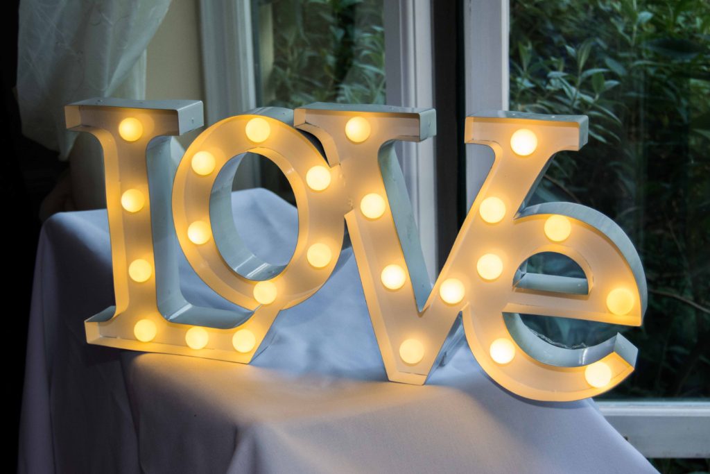 Love Wedding sign